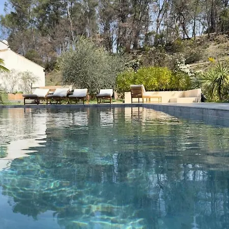 Belle Climatisee Calme Dans Un Domaine Prive *